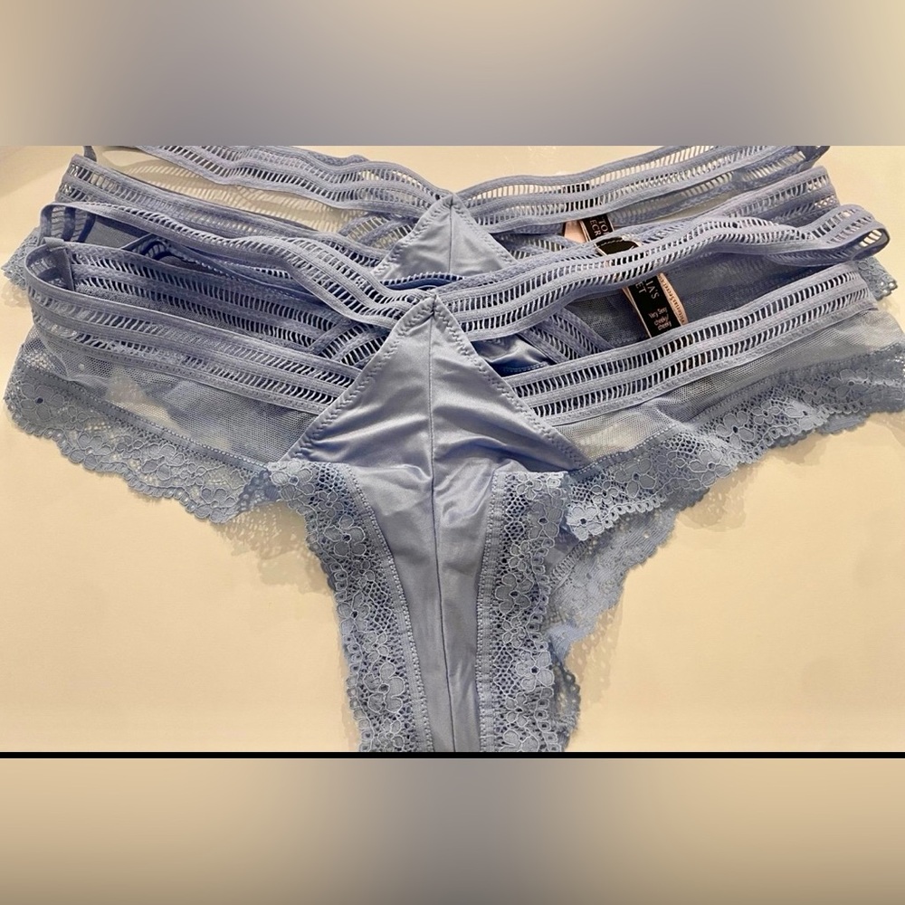 NWT 2 VICTORIA’S SECRET SIZE M CHEEKY  BLUE LACE PANTIES PACK